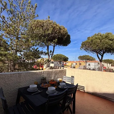 Apartment Proche Lydia A Deux Pas Des Deferlantes Et De La Grande Le Barcares